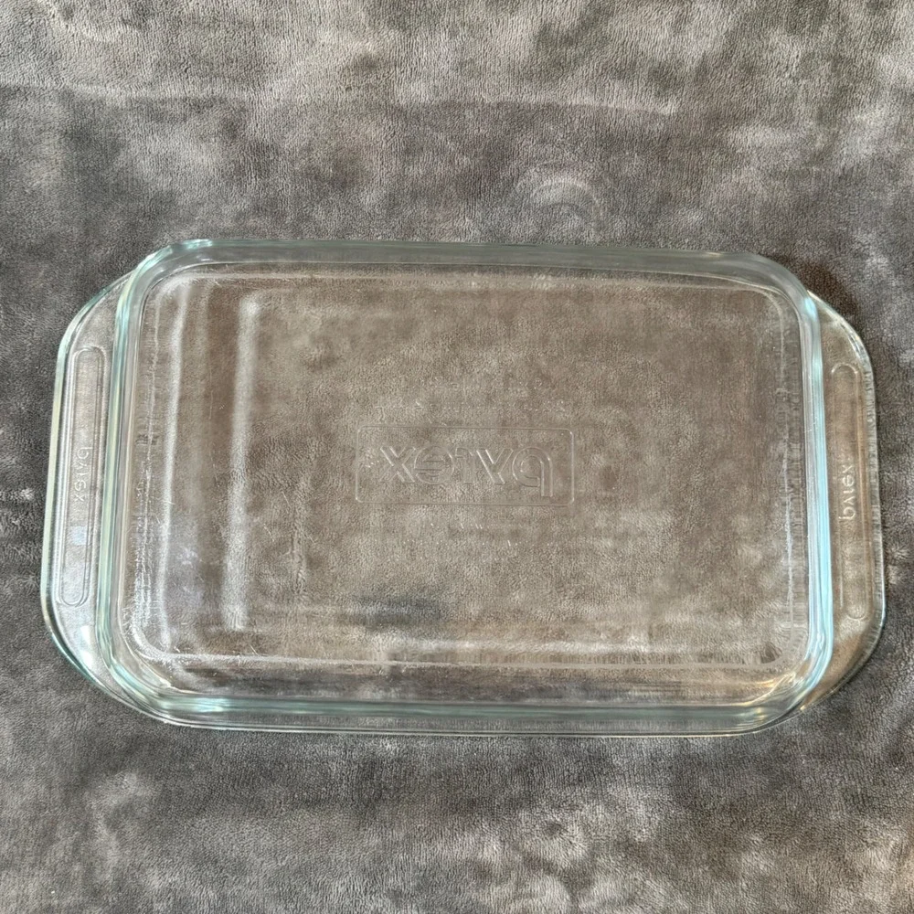 VTG‎ Pyrex 3 Quart Clear Glass Oblong Baking Dish 9x13 2233 USA Made Easy Grip